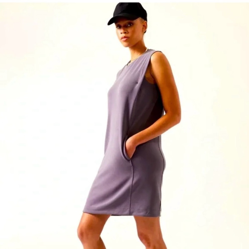 Athleta Gray Seasoft Dress with Pockets